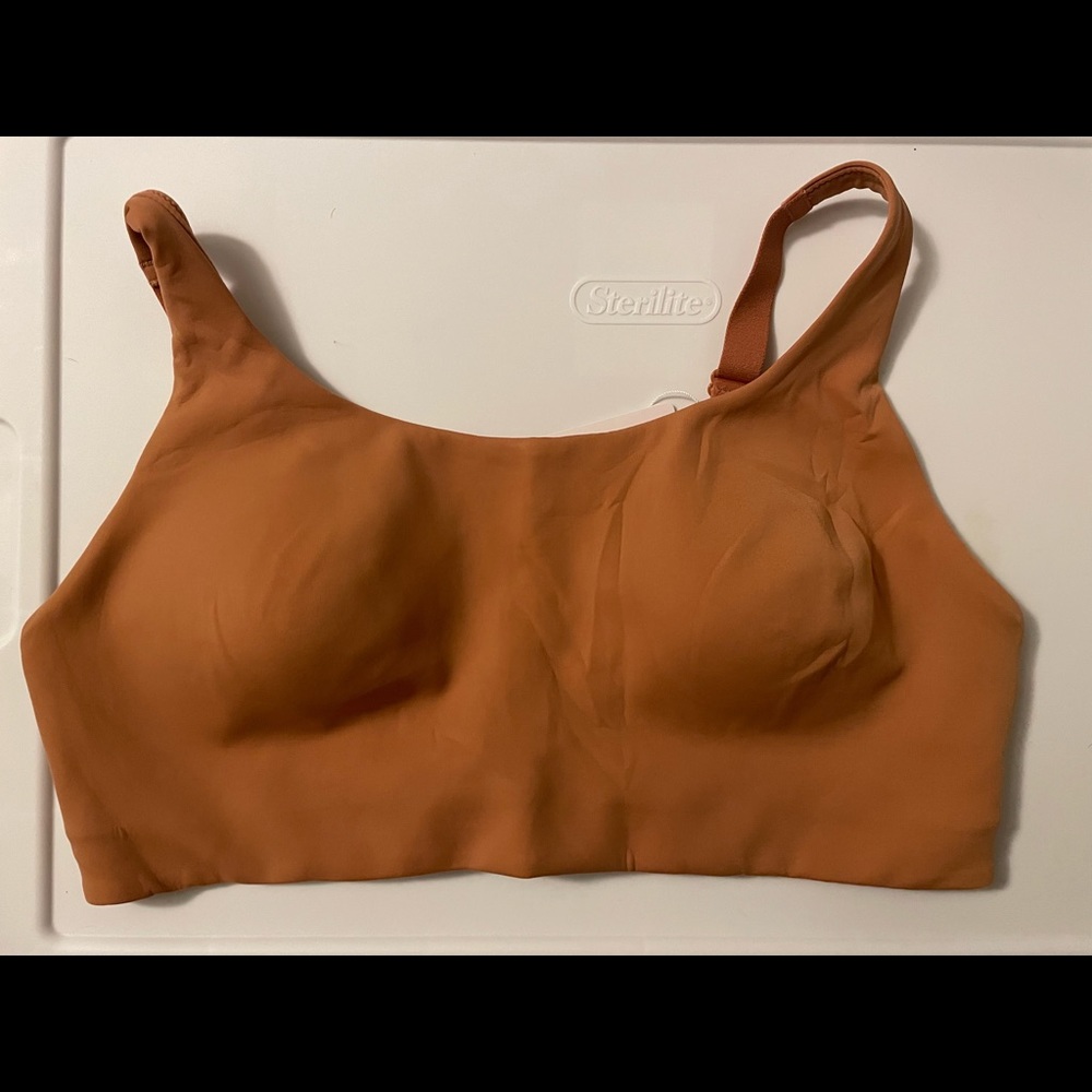 NWT lululemon bra
